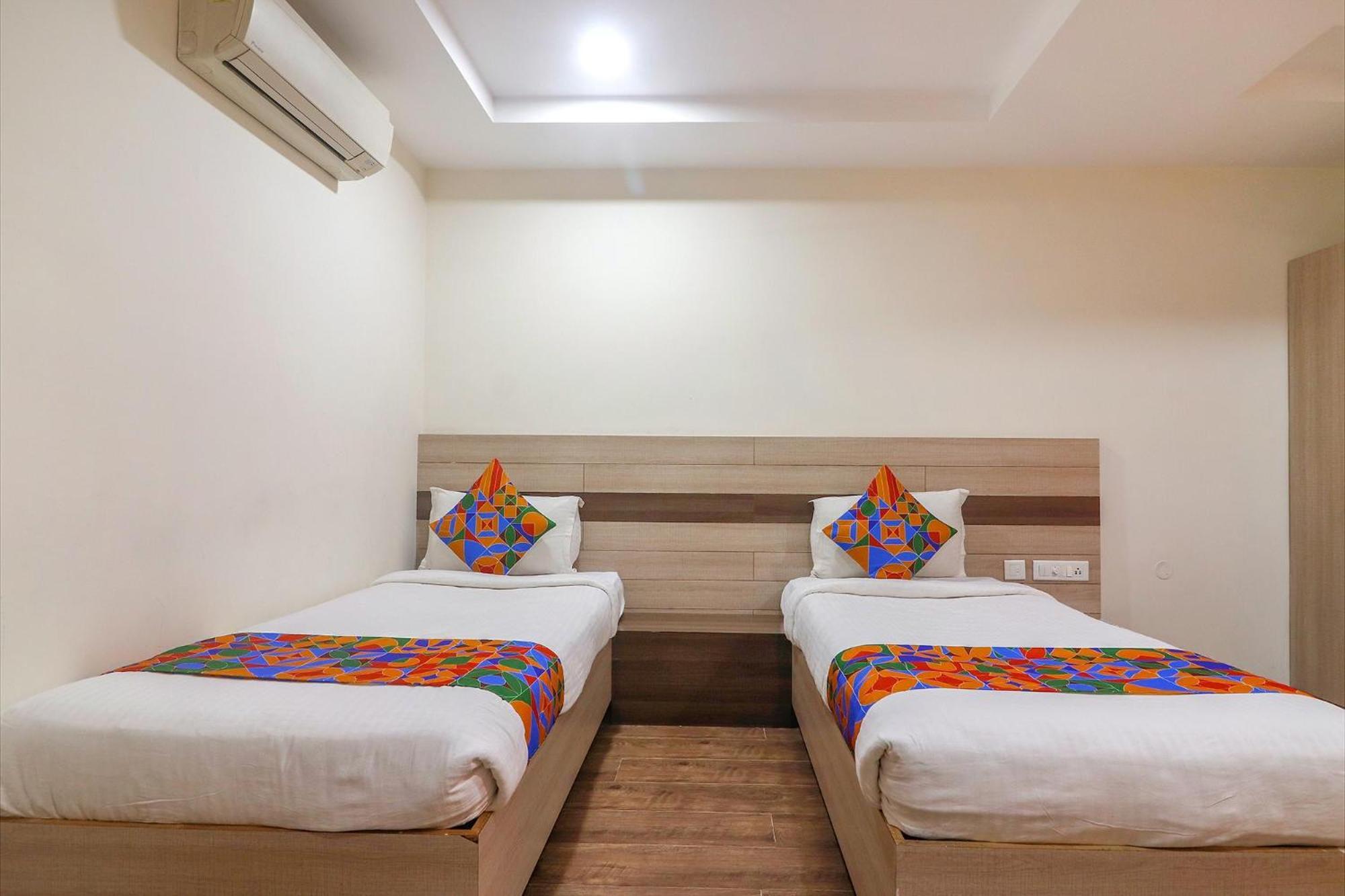 Fabhotel Pride Inn Financia - Nr Dlf Cyber City, Gachibowli Hyderabad Bagian luar foto